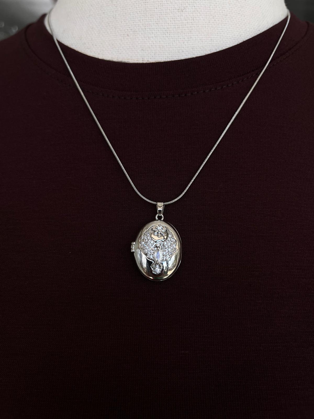 Açılır Kapanır Çelik Kolye