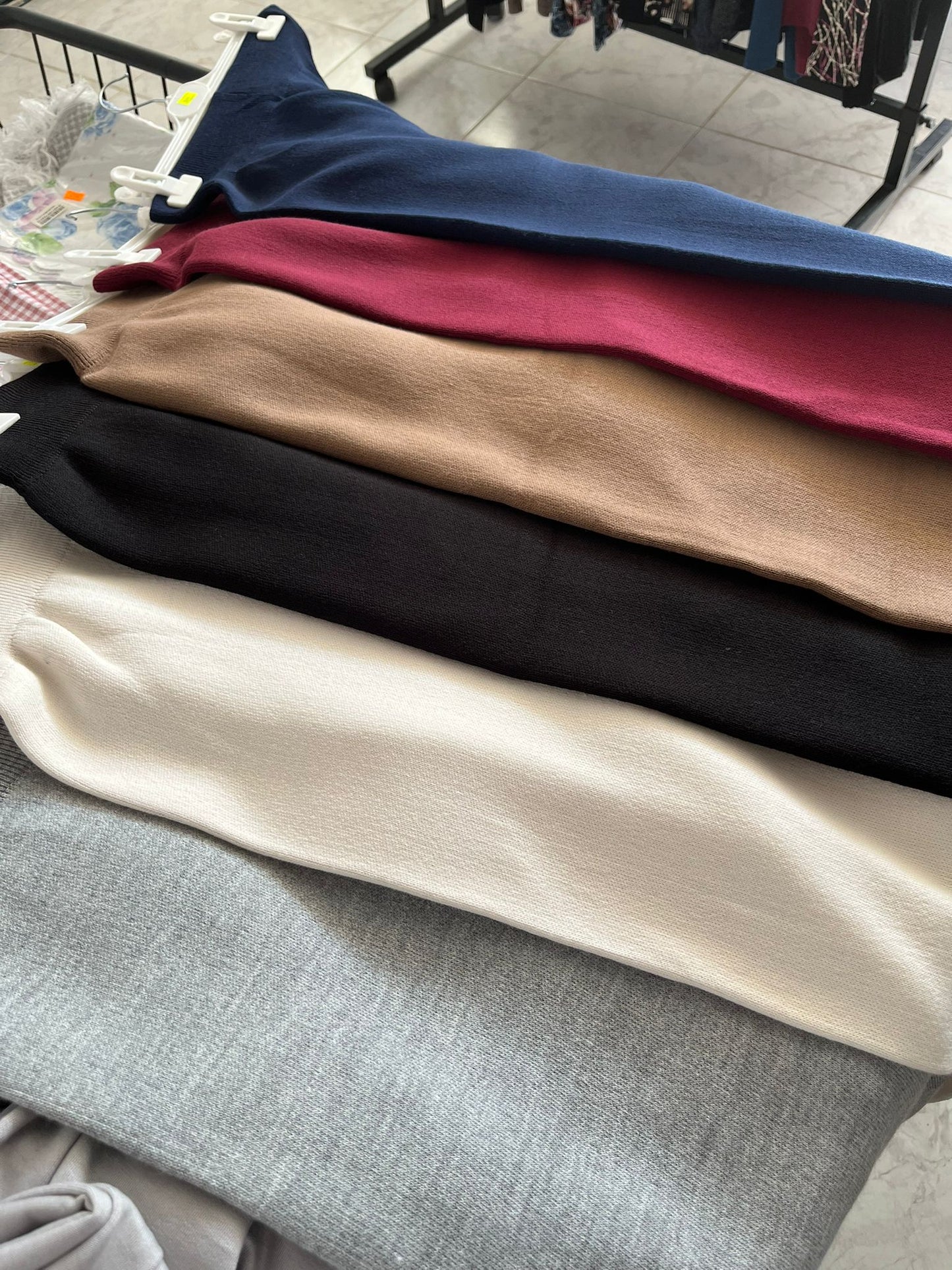 🧶 Triko Pantolon – Rahatlık ve Şıklığın Buluştuğu Nokta