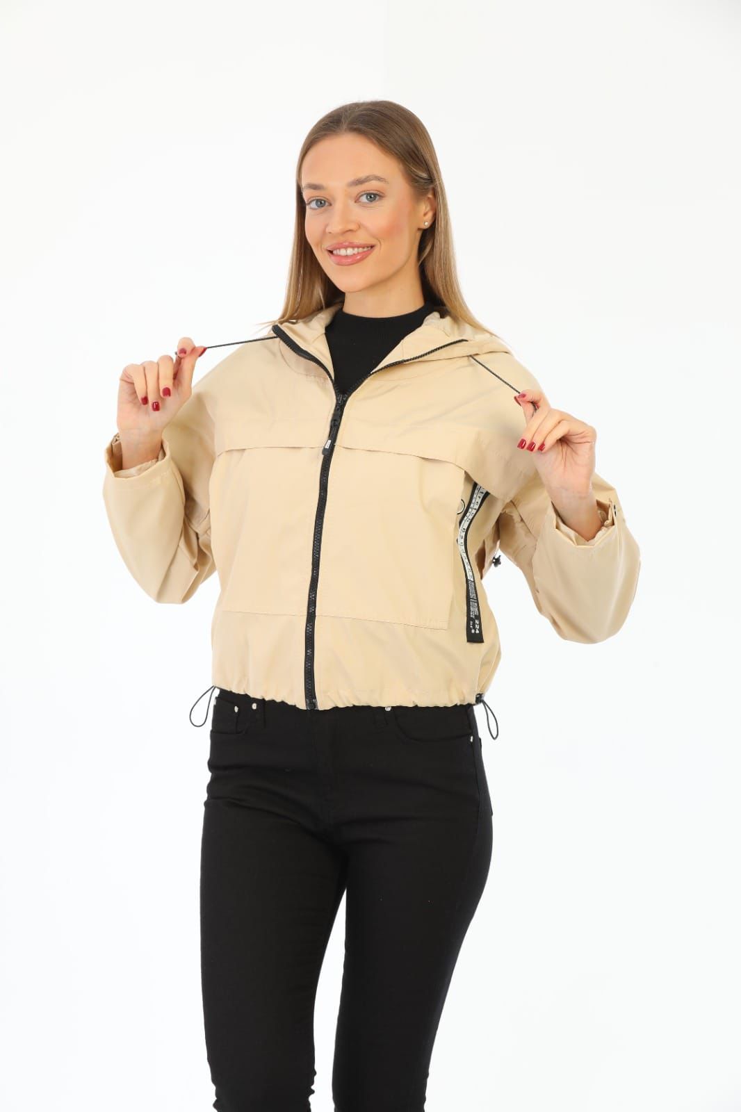 Fermuarlı Kapüşonlu Spor Mont