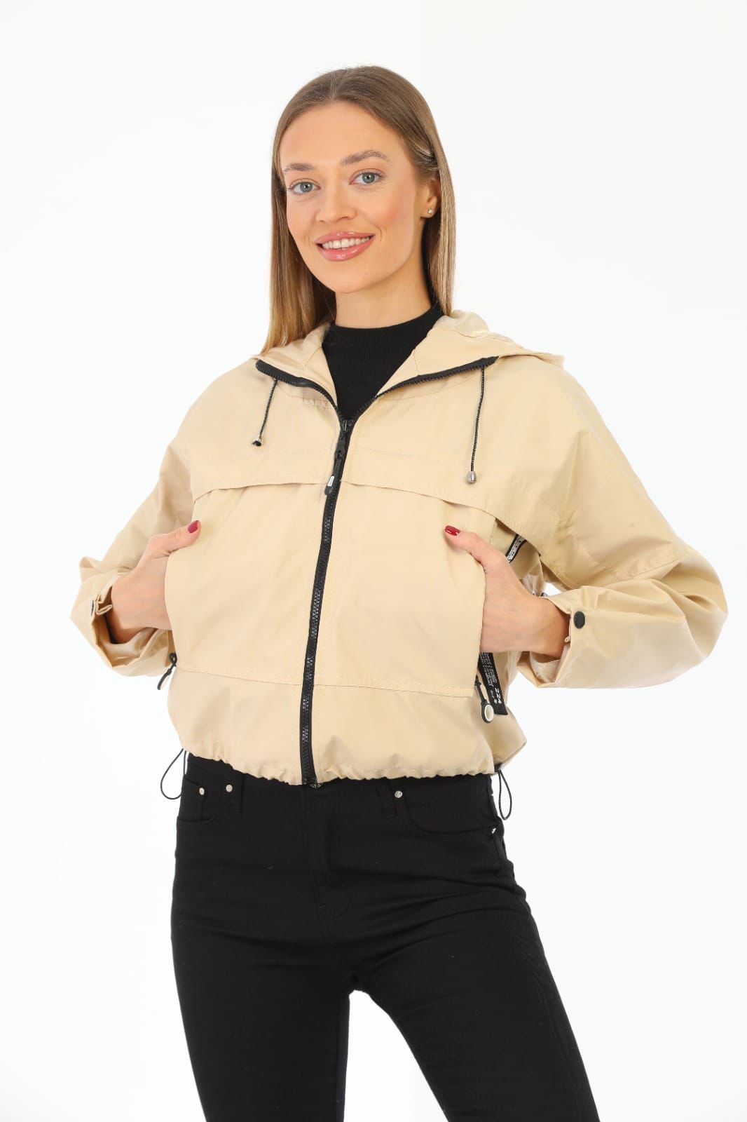 Fermuarlı Kapüşonlu Spor Mont