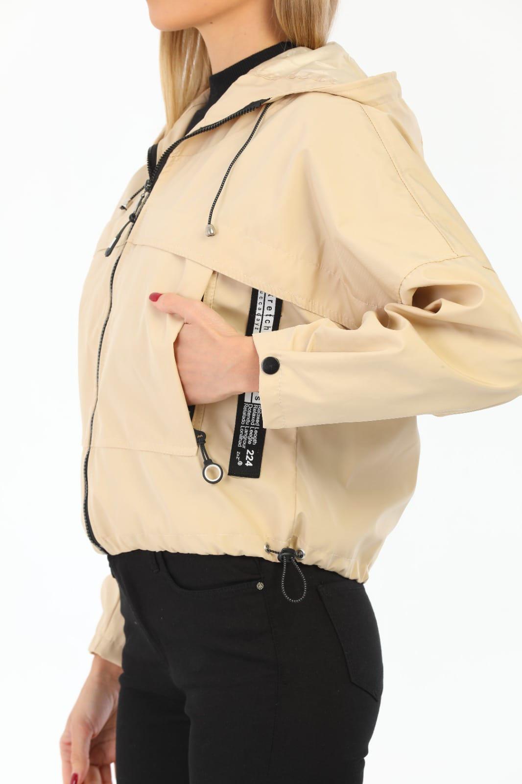 Fermuarlı Kapüşonlu Spor Mont